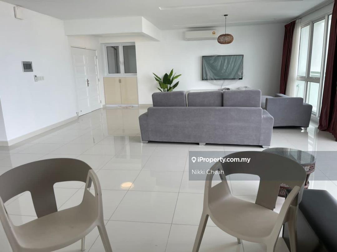 3 Bedrooms Unit