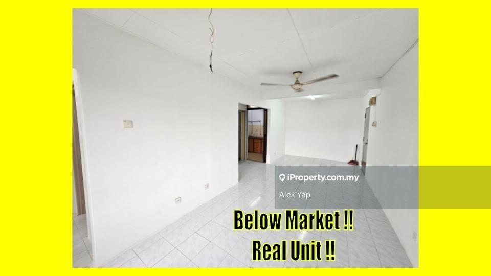 Below Market Price For Sale!! Strata Title!!