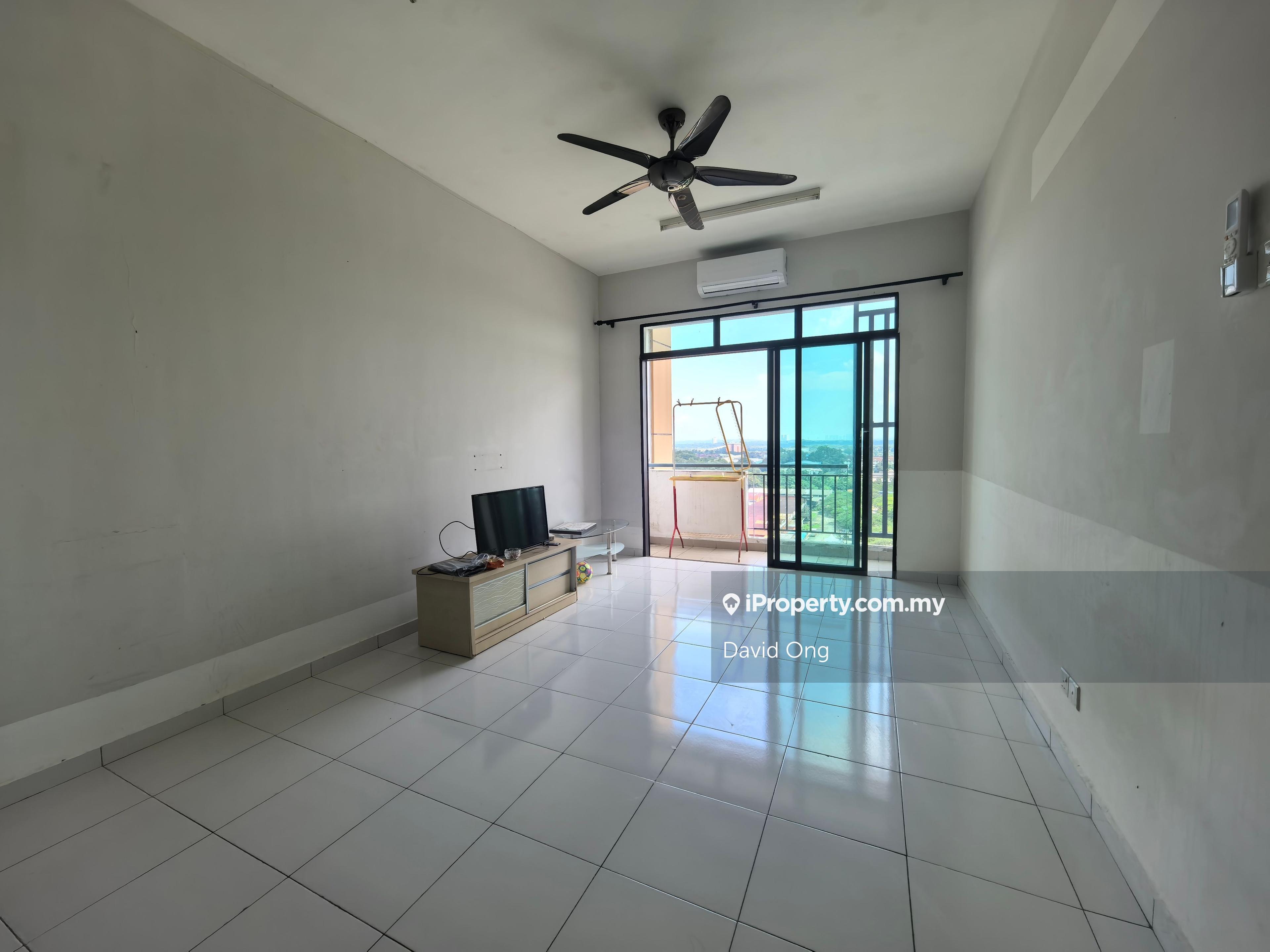 Tampoi Jentayu residence corner big unit for sale