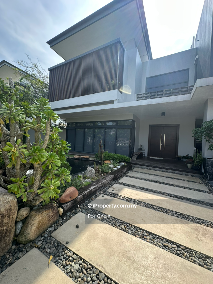 The Hills Horizon Hills 2storey bungalow for rent with huge carporch