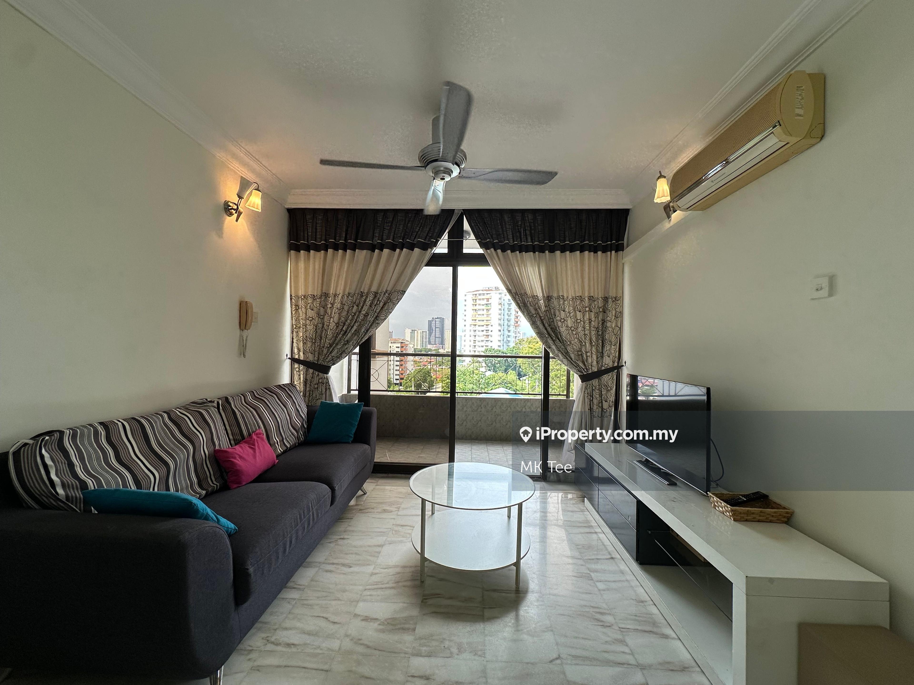 Must Sell! Pearl Garden @ Sg Ara with 2 Carpark 