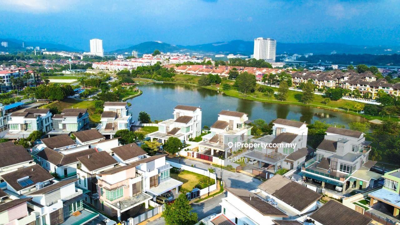 Double Storey Semi D Bandar Tun Hussein Onn Cheras Selangor.