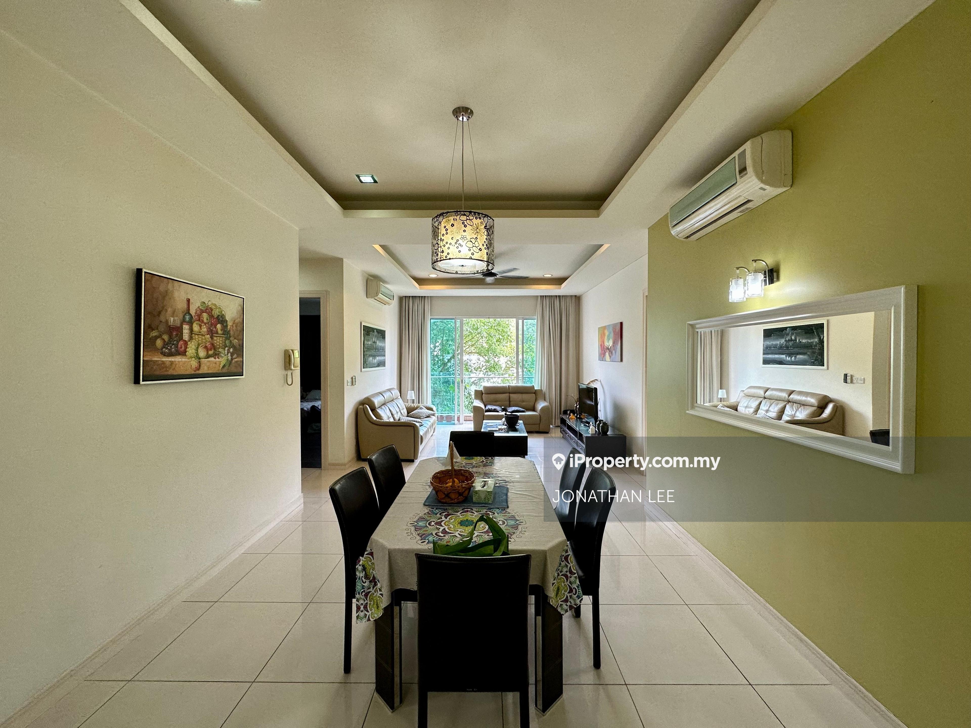 Spacious 2,000sqft 3-bedrooms well-maintained condition for sale