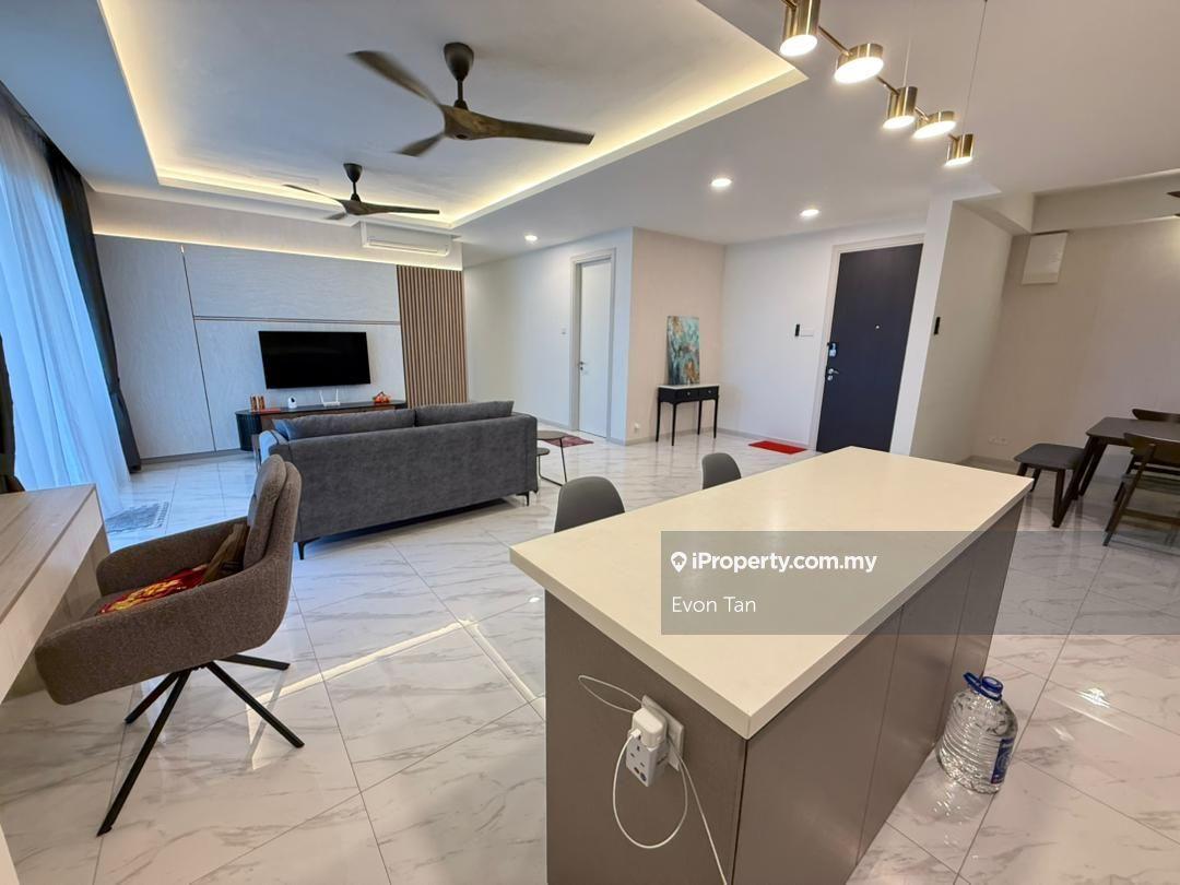 3 Bedrooms Fully furnish for Rent