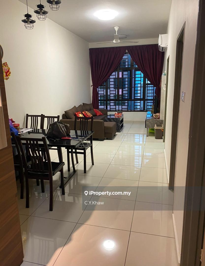 D Summit 2 bedrooms unit
