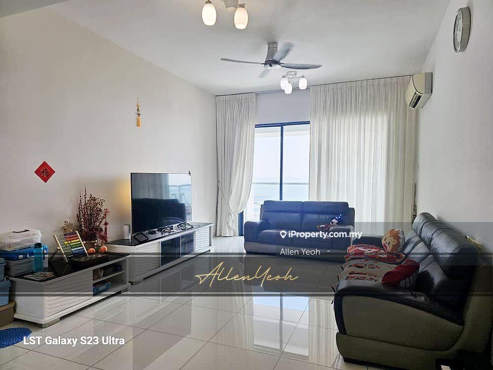 The Light Linear 1539sqft Corner Seaview, Furnished Renovated Gelugor