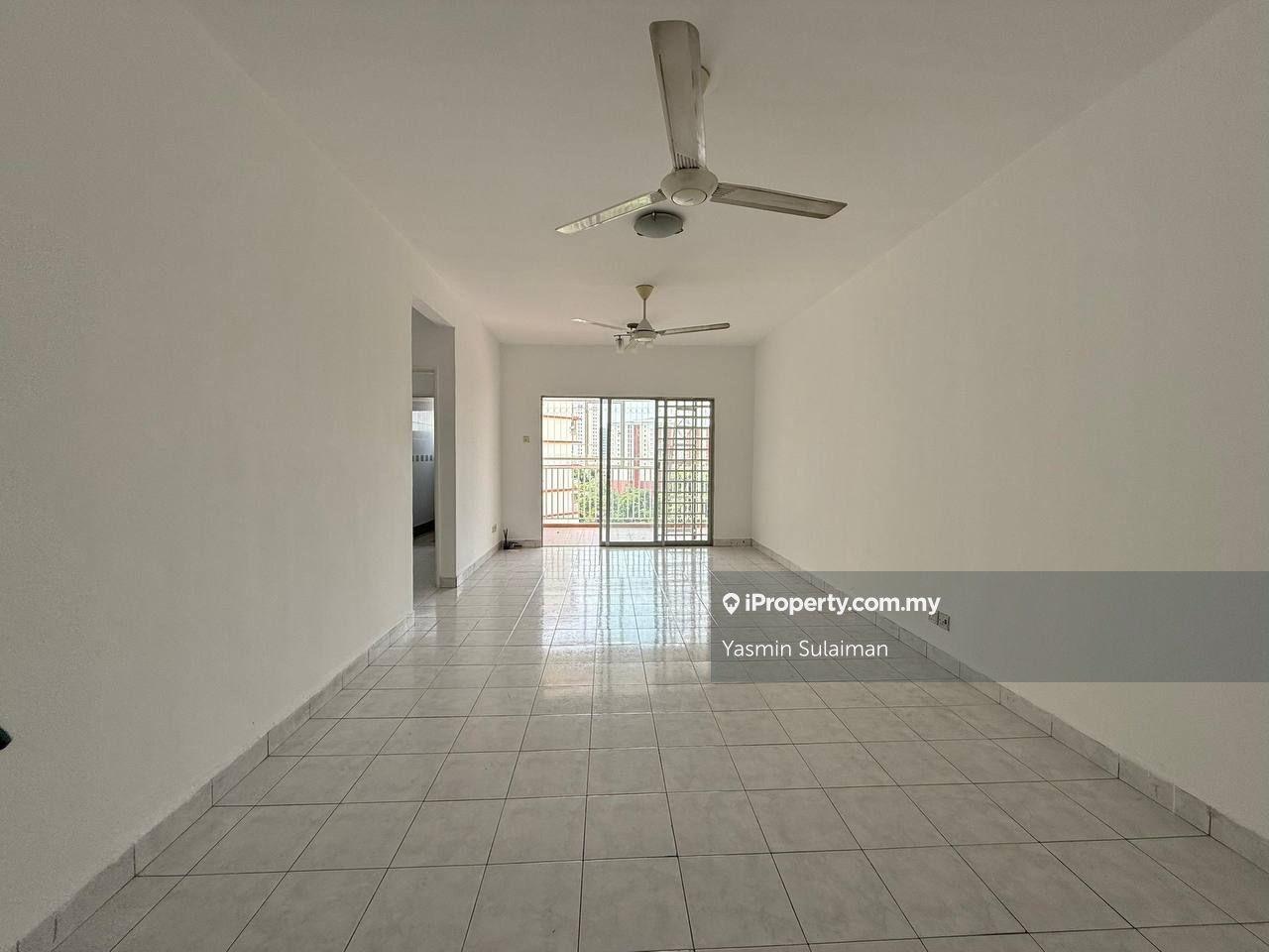 Corner Unit Vista Amani Condominium @ Tasik Permaisuri Cheras KL