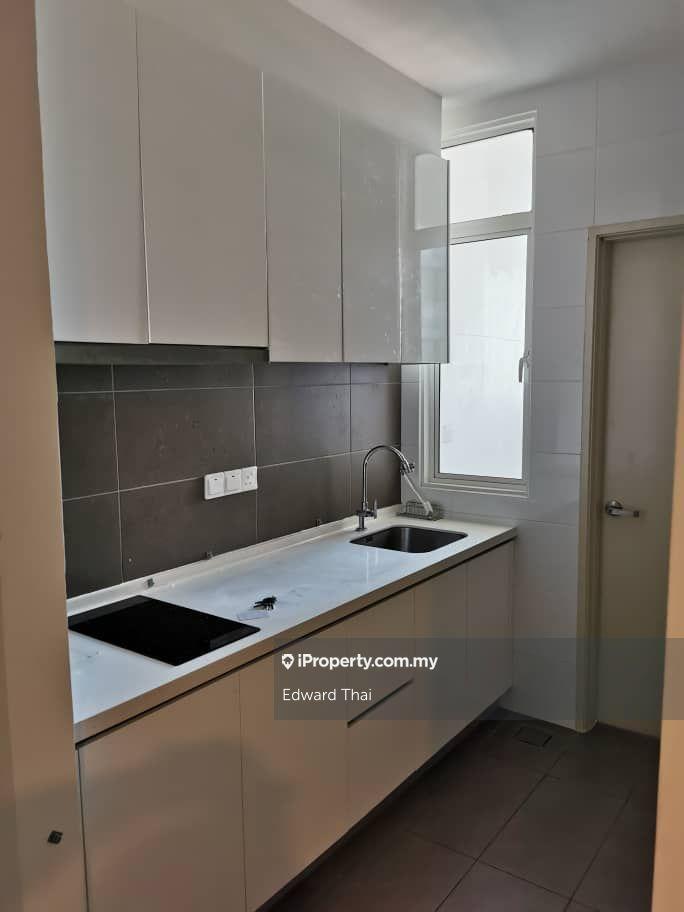 Conner Lot , Good Condition , Near MRT , NSK , Biggest Size