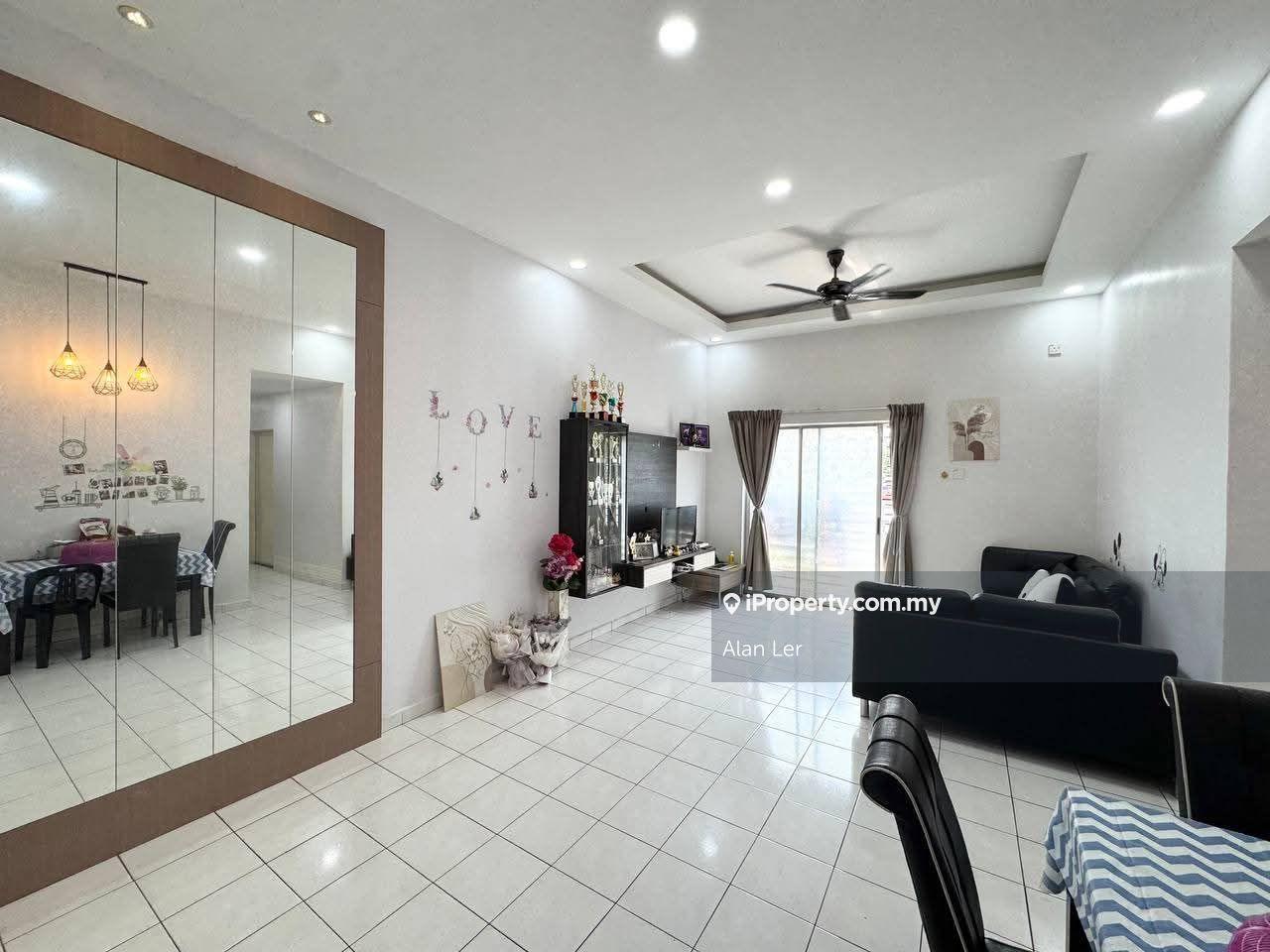 Masai Impian Senibong Ground Floor 3-Bedrooms Unit For Sale