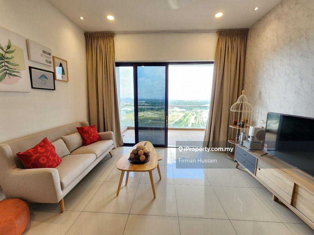 Brand New & fully furnished condo For Sale @ The Parque Residences