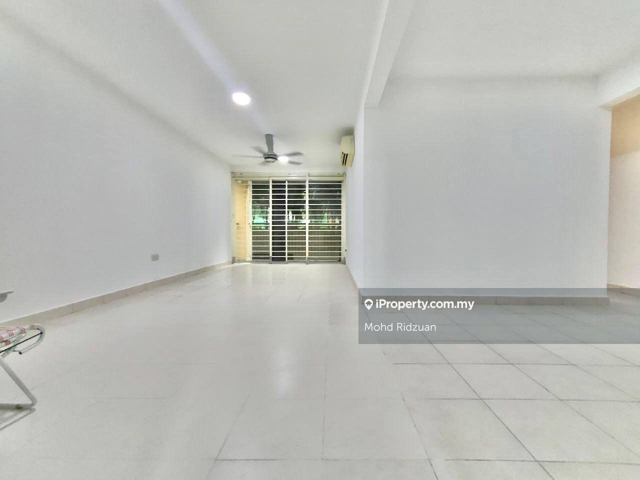 Corner Unit Ground Floor Cyberia Smart Homes Cyberjaya for Sale