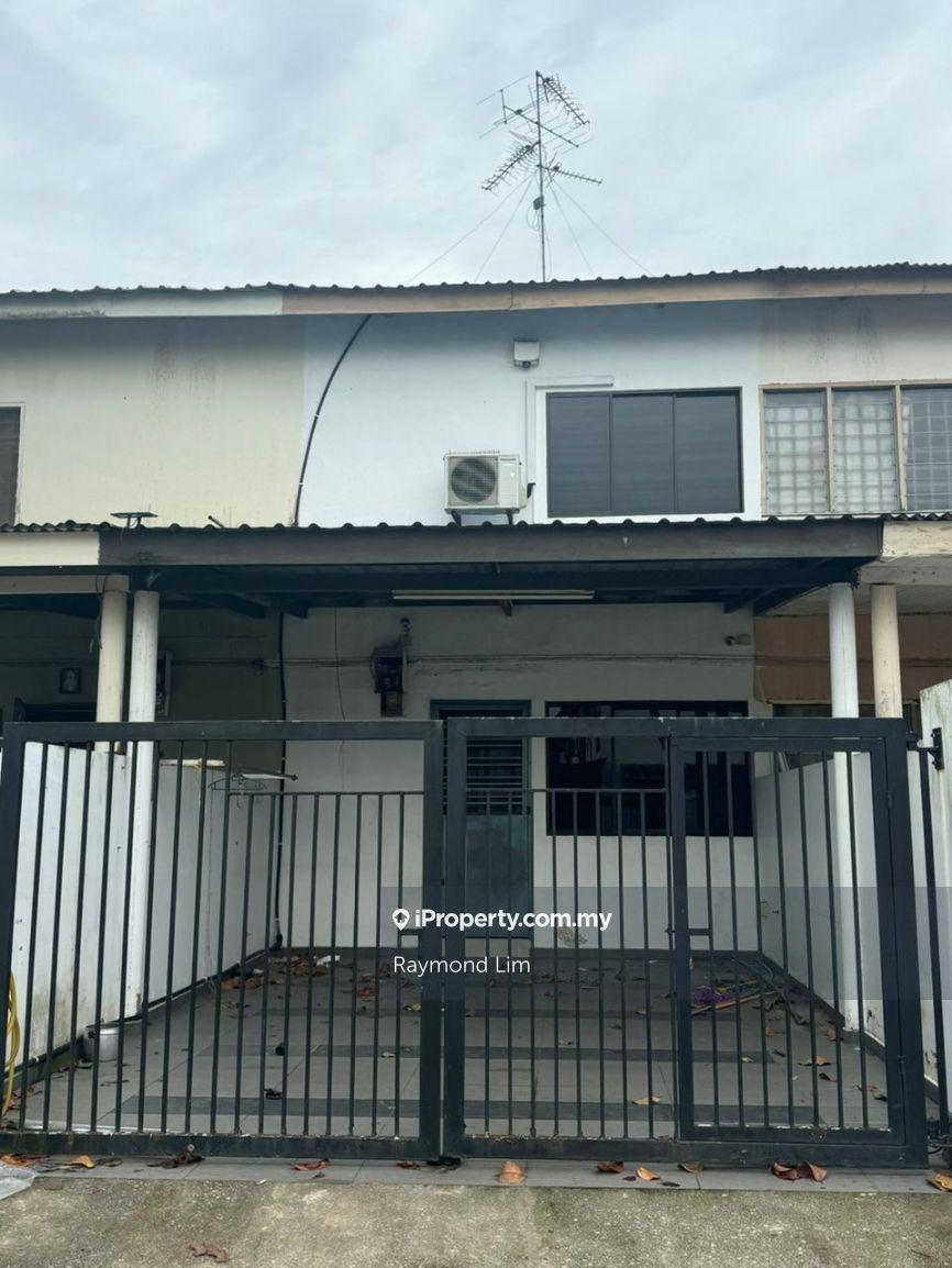 Puteri Wangsa Jalan Lading Double Storey Low Cost For Rent
