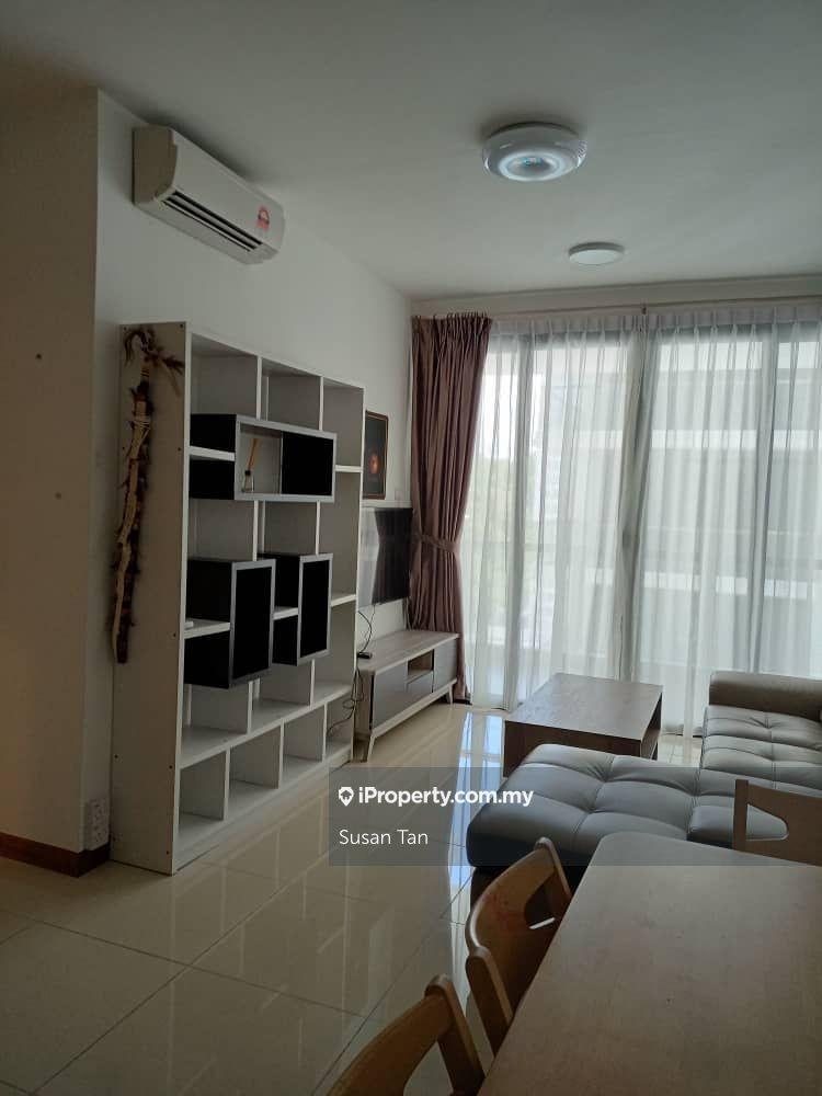 Fully furnished mid floor, city centre 