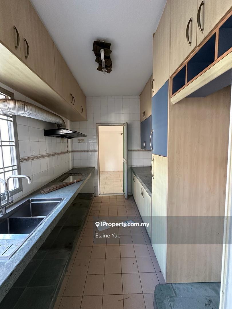 Good Condition & Location Vista Saujana @ Wangsa Permai To Sell