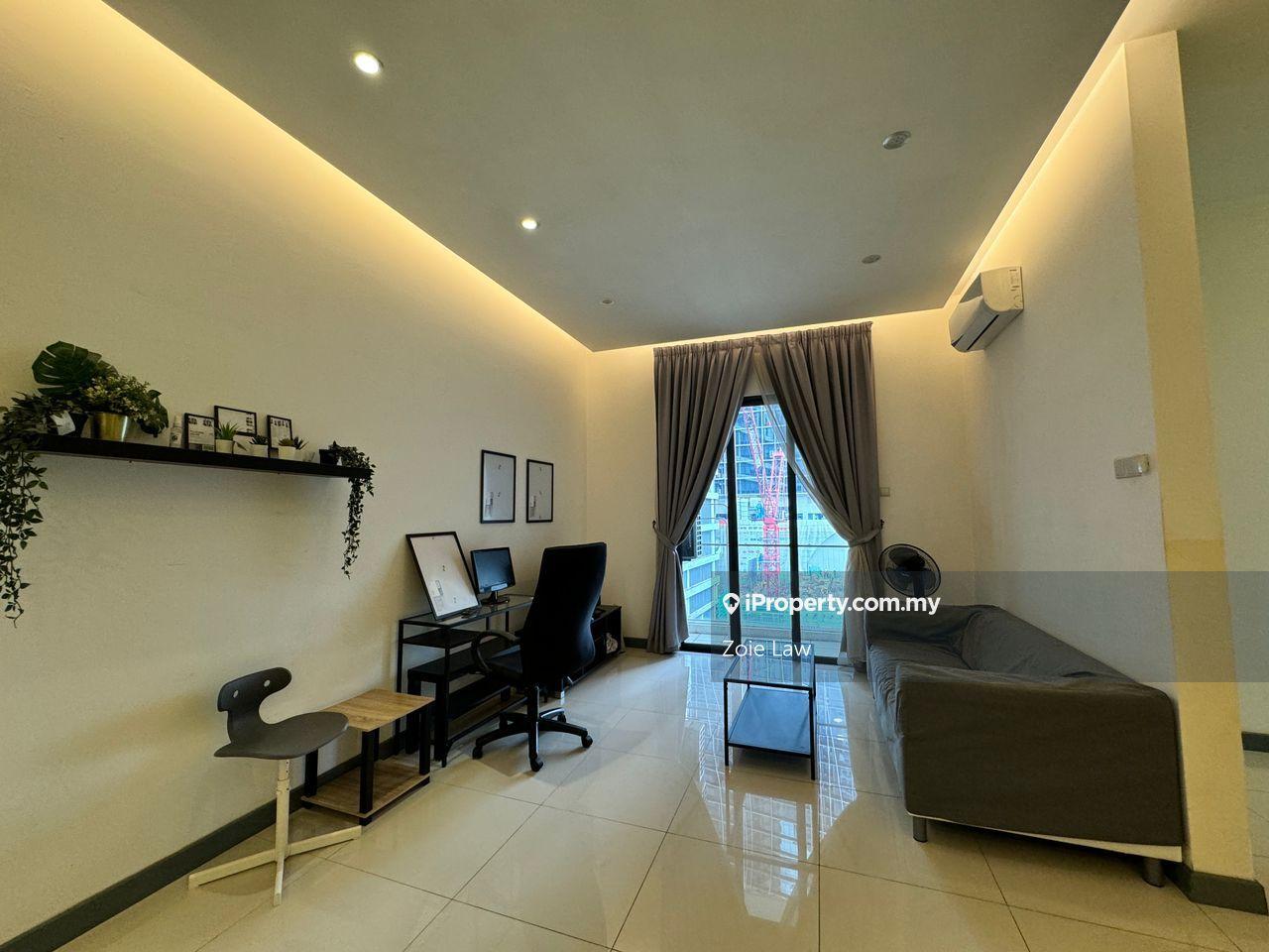 3 rooms for rent, walking distance to LRT.