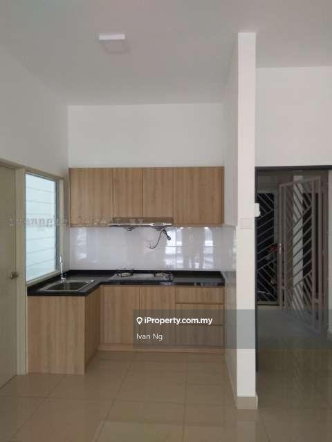 Low density 3r2b nice condo for sale