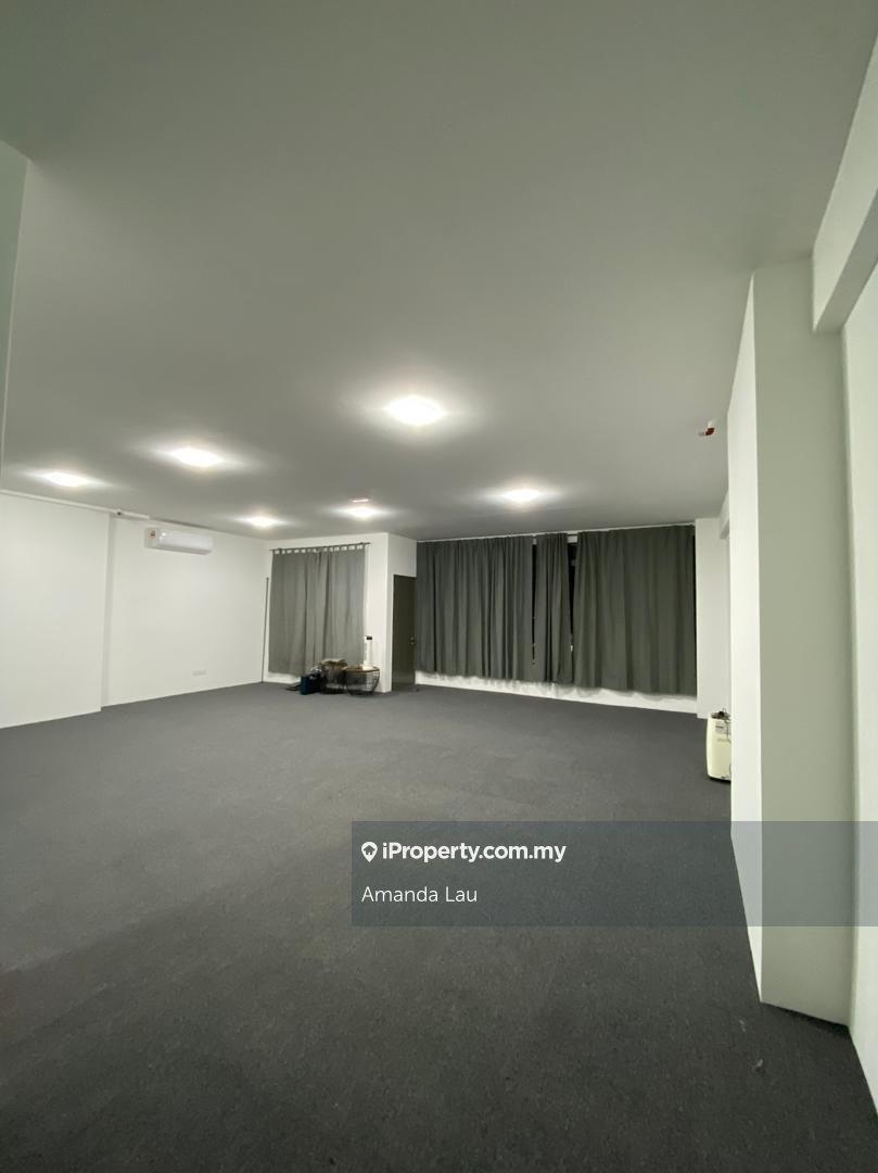 Stellar Suites Bandar Puteri Puchong for Rent, Walking Distance to LRT