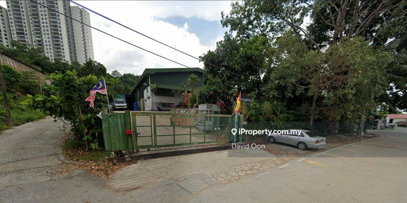 Puchong Detached/Warehouse Factory For Sale