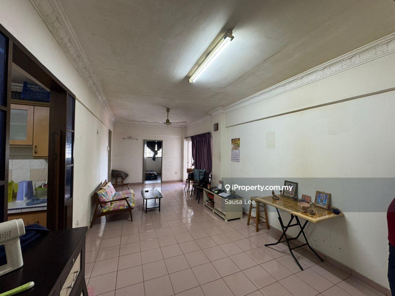 Larkin Perdana Sri Impian Apartment For Sale