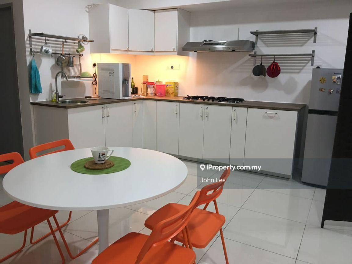 Paragon Pangea service apartment @ Cyberjaya for Sale