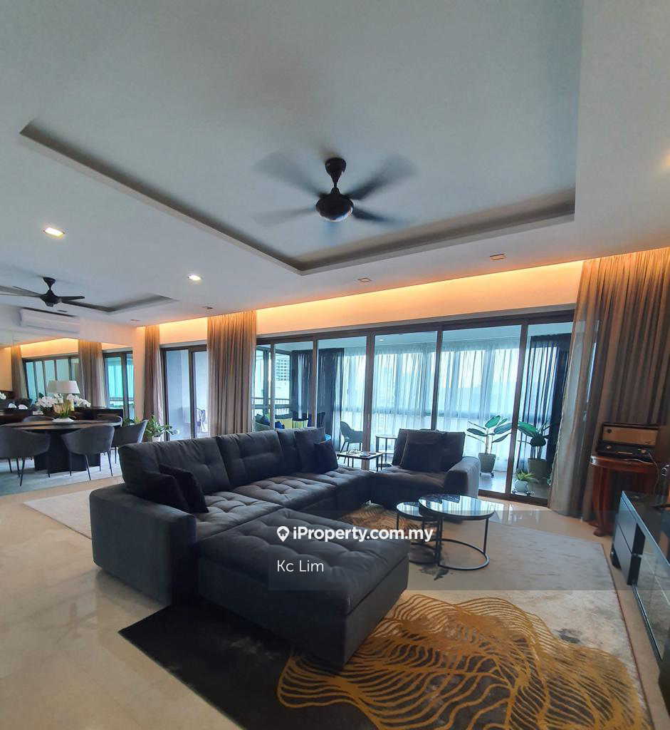 ID Furnishing Tip Top Condition