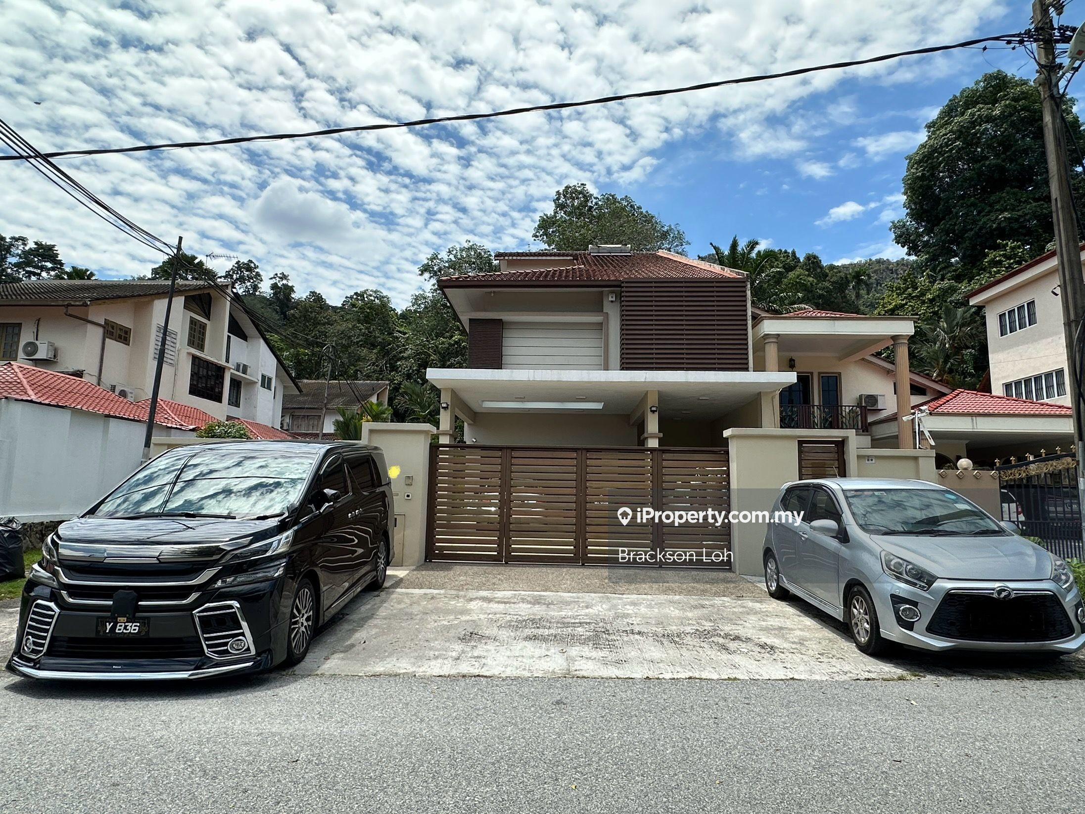 Newly Rebuild Semi D, Tastefully Renovated