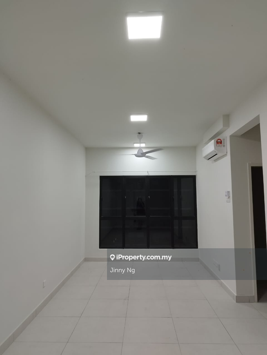 Move in date 10 Oct 2025