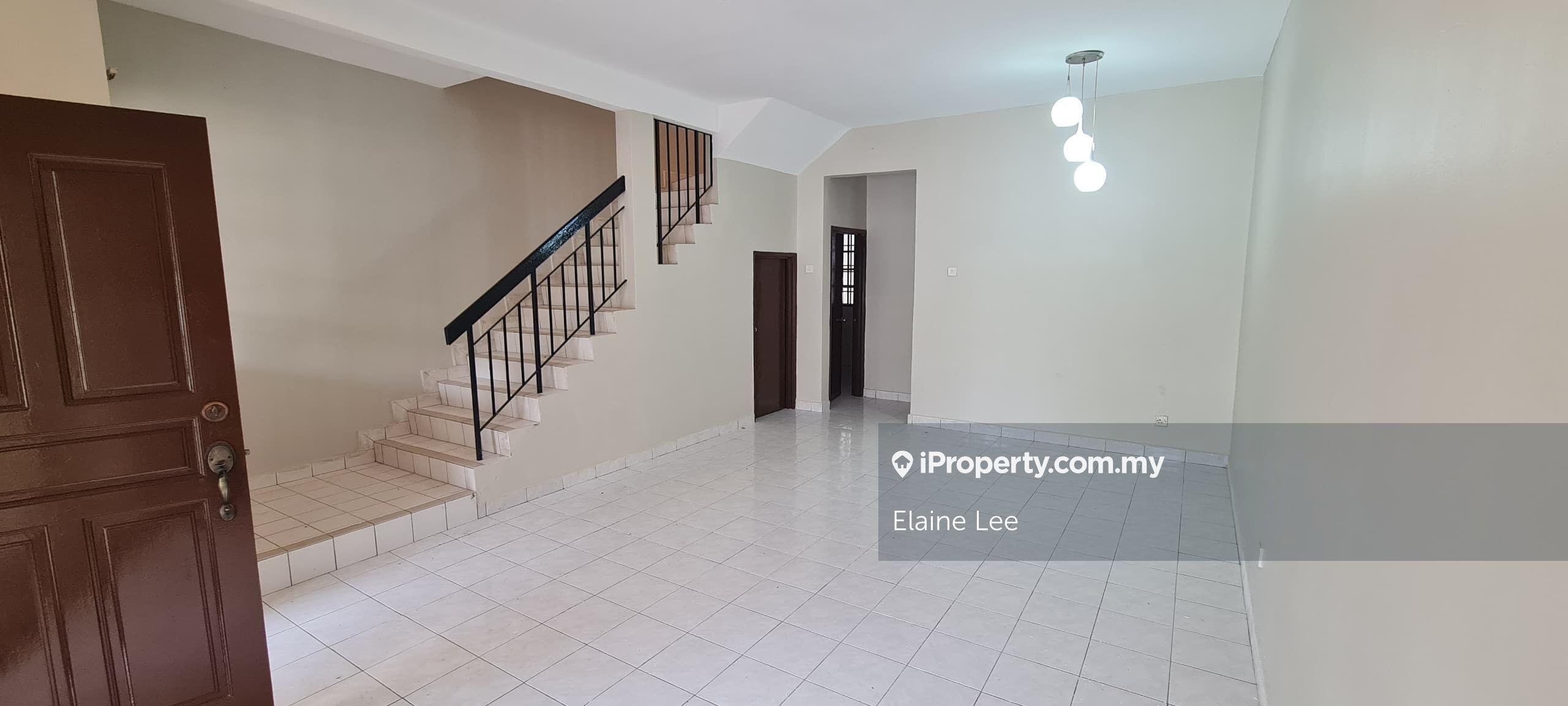 Double Storey House For Sale @ Jalan Pending, Bandar Puteri Klang