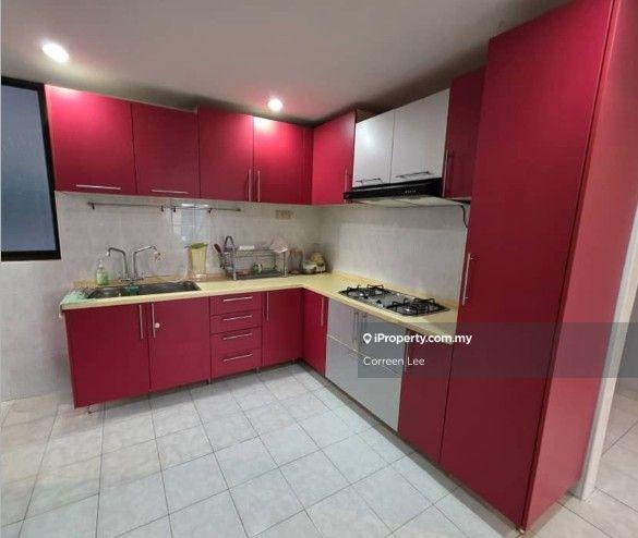High floor with beautiful city view & USM view