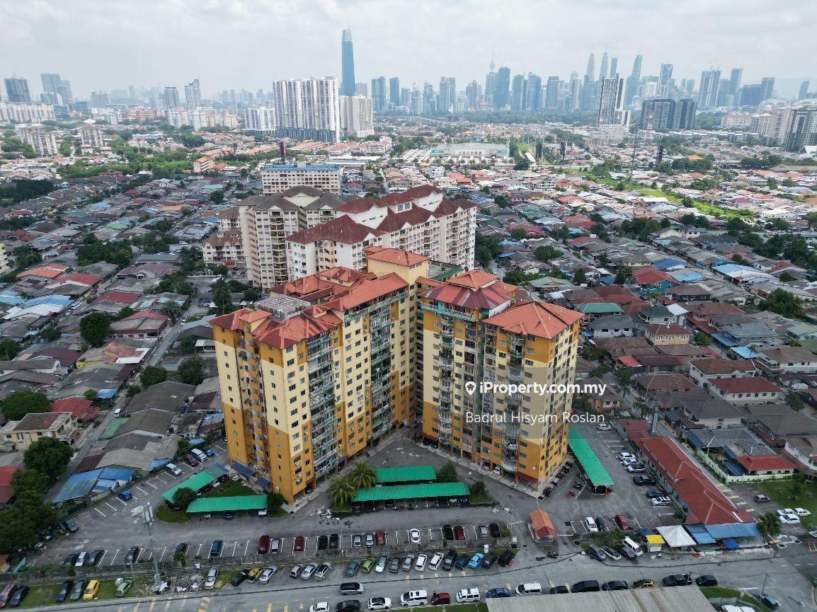 Big Size Sri Pinang Apartment Taman Nirwana Ampang