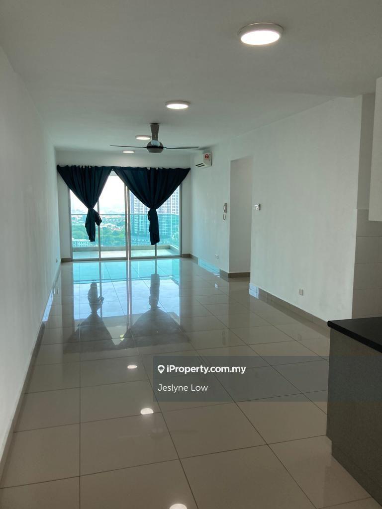 LRT 4r3b Bukit Jalil Condominium For Sale