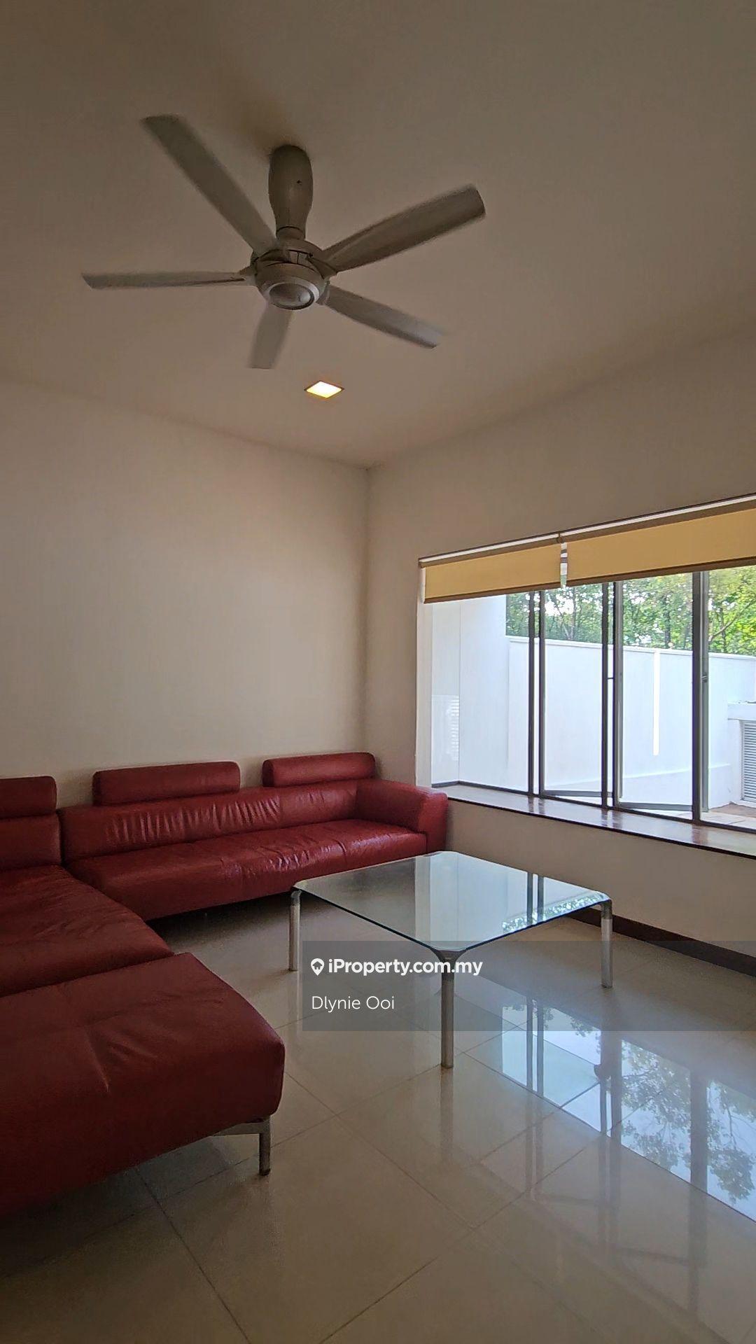 2 Storey Terrace Twin Palms