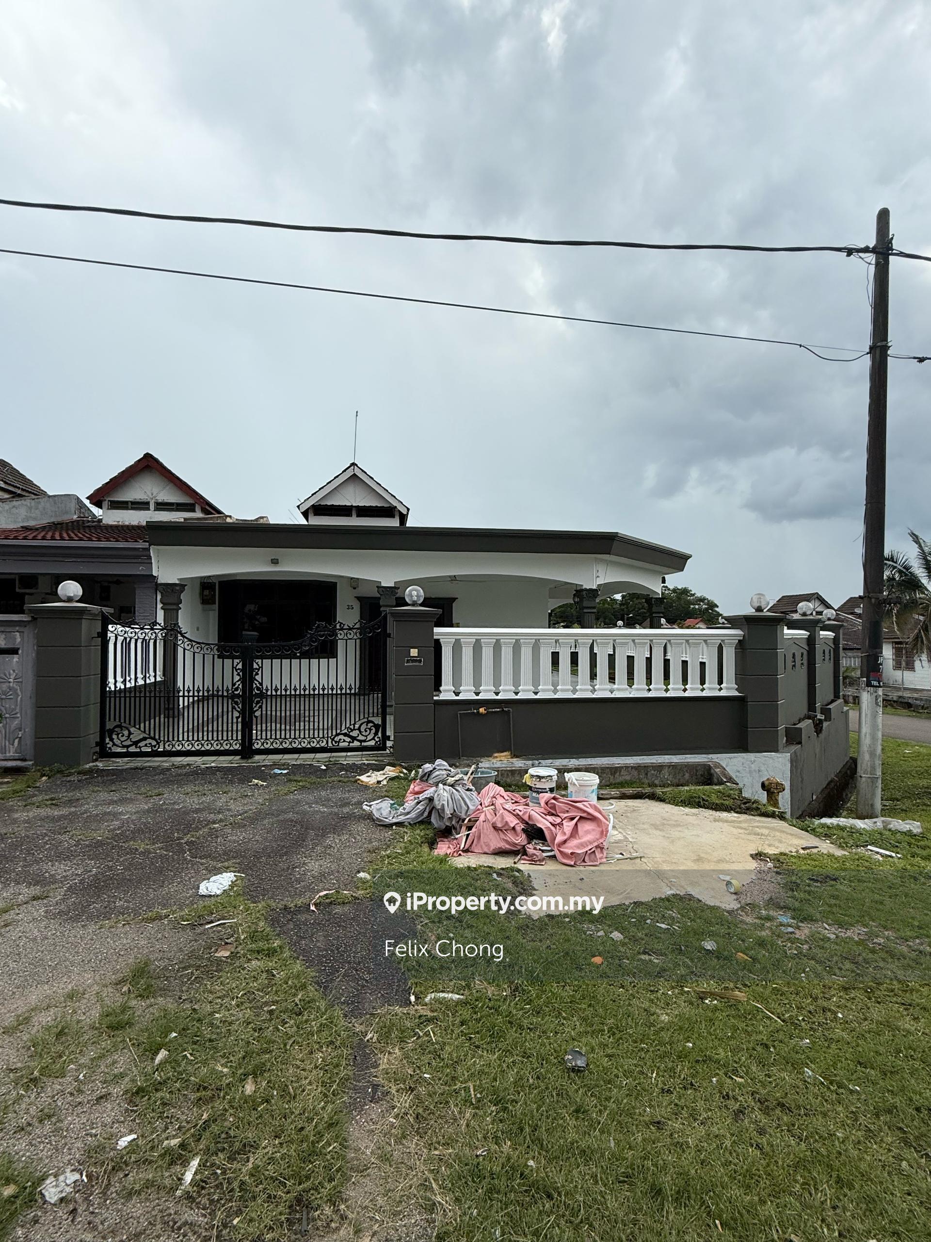 Taman Desa Jaya 1 Sty Corner Lot,Jalan Permatang,Johor Bahru,Renovated