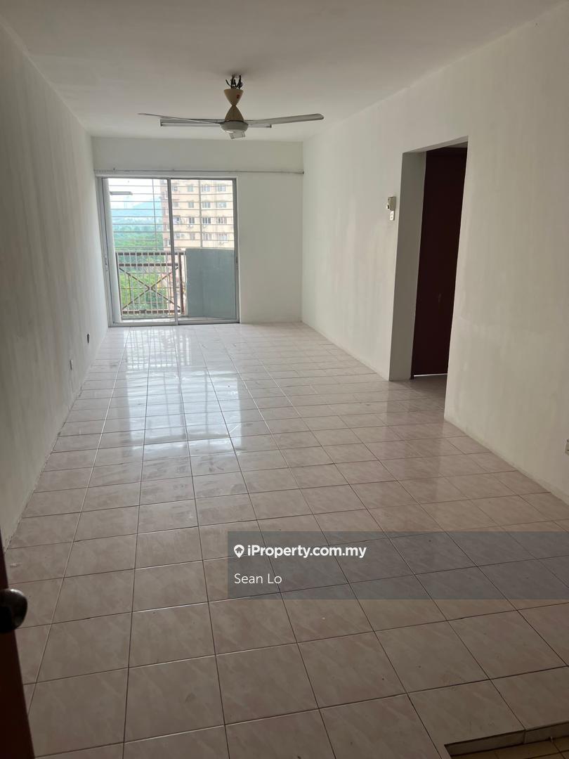 Damai Apartment@Bukit Subang! Near Help Uni, high Roi!
