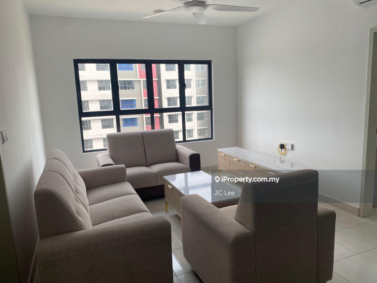 Fully furnished with good condition, move in immediately