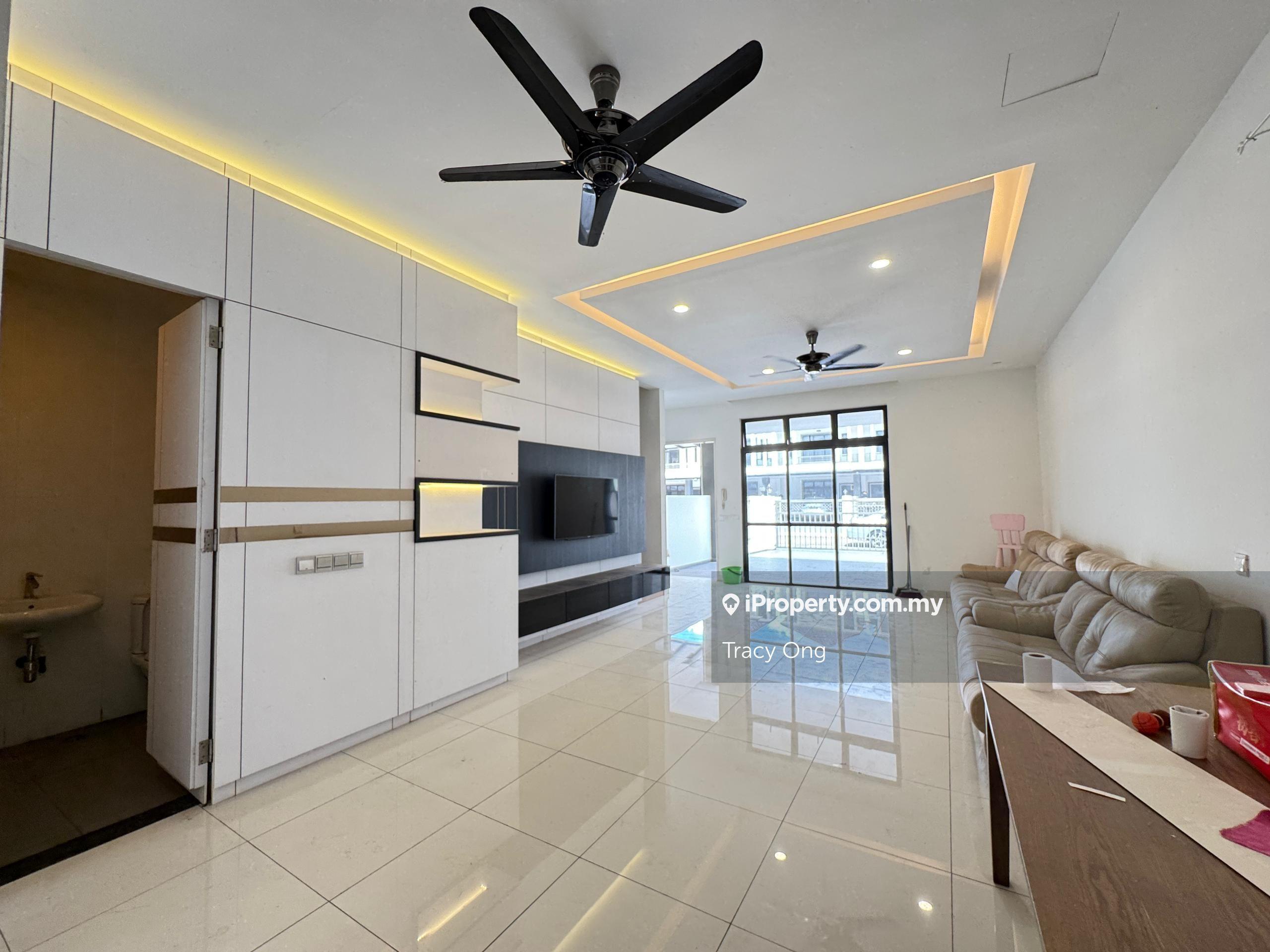 Eco Summer, Walton, 2 Storey Terrace House for sale