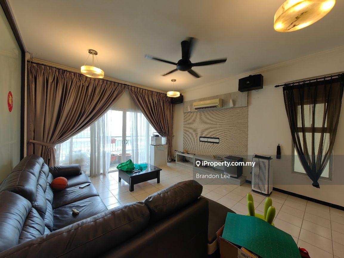 Mid floor block B fully furnished 1 car park (3 bedrooms)