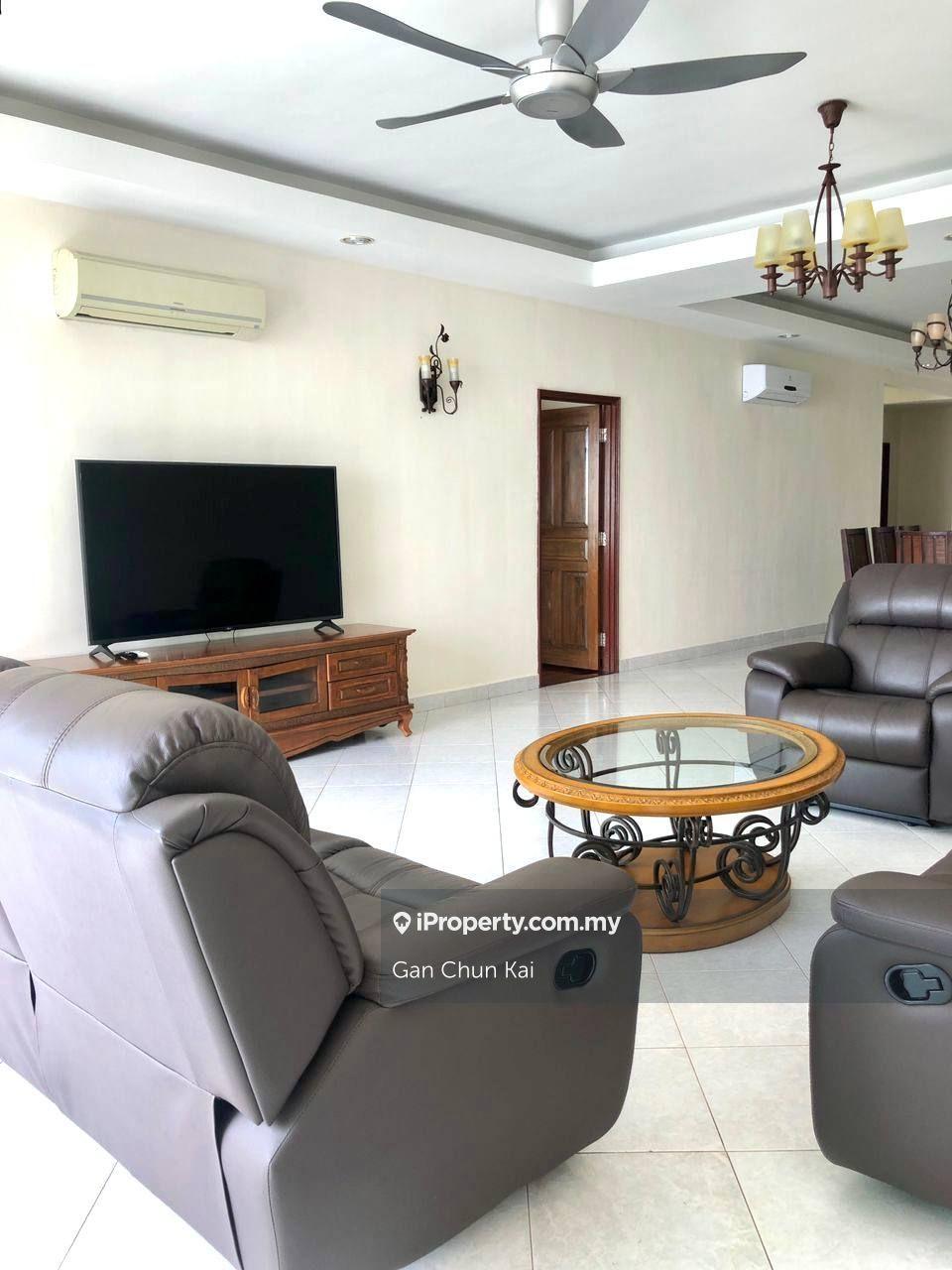 Gurney Beach @ Georgetown kelawai fully furnished seaview