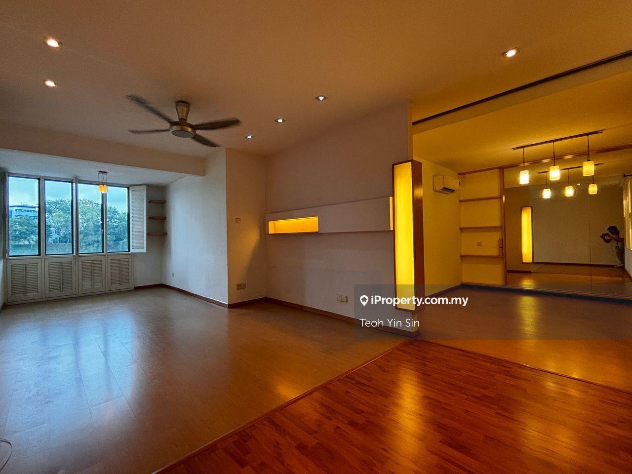 Quiet Comfortable Apartment Unit for Sale
