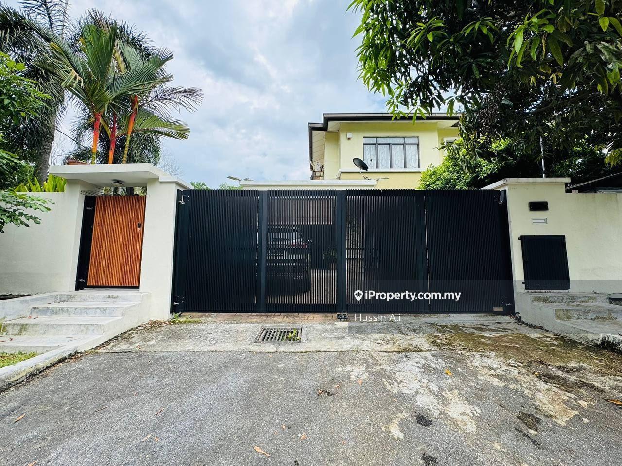 Corner Lot, Double Storey Semi D, Taman Mutiara Indah, Puchong