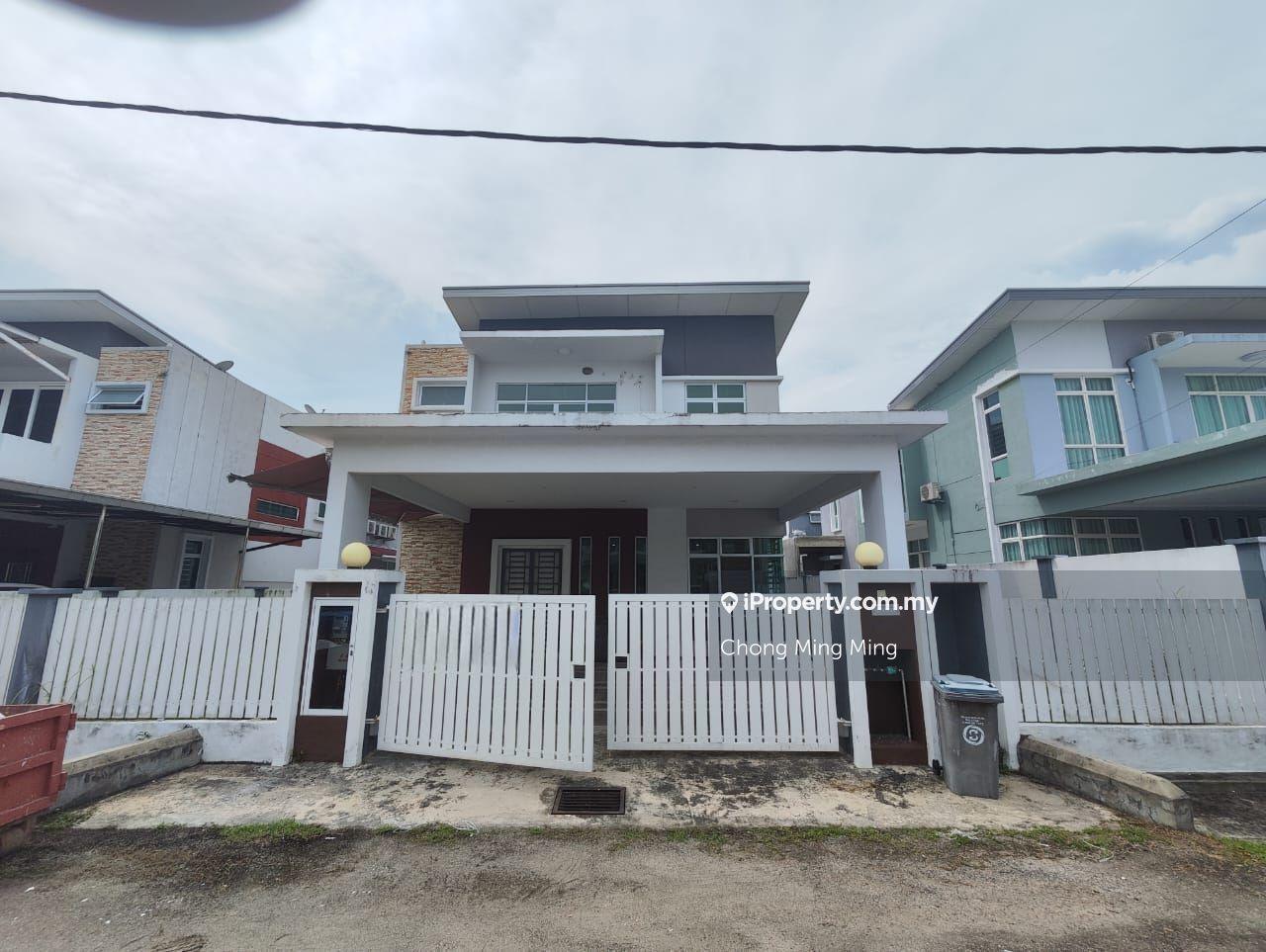 Huge Double Storey Bungalow For Sale @ Taman Senawang Perdana