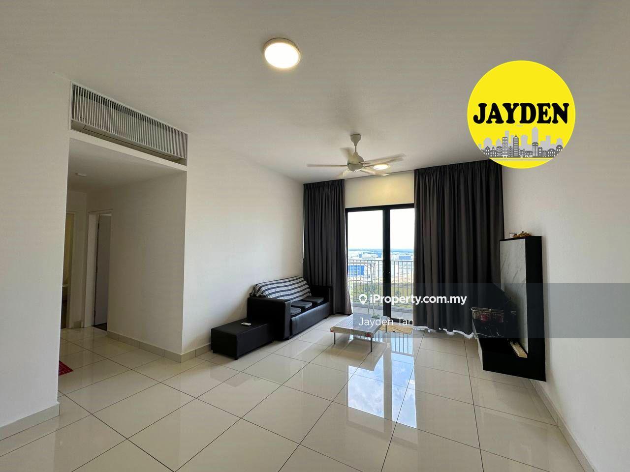 Vertu Resort, 1030sf, Central Park View, 3 Carparks, Mid Floor