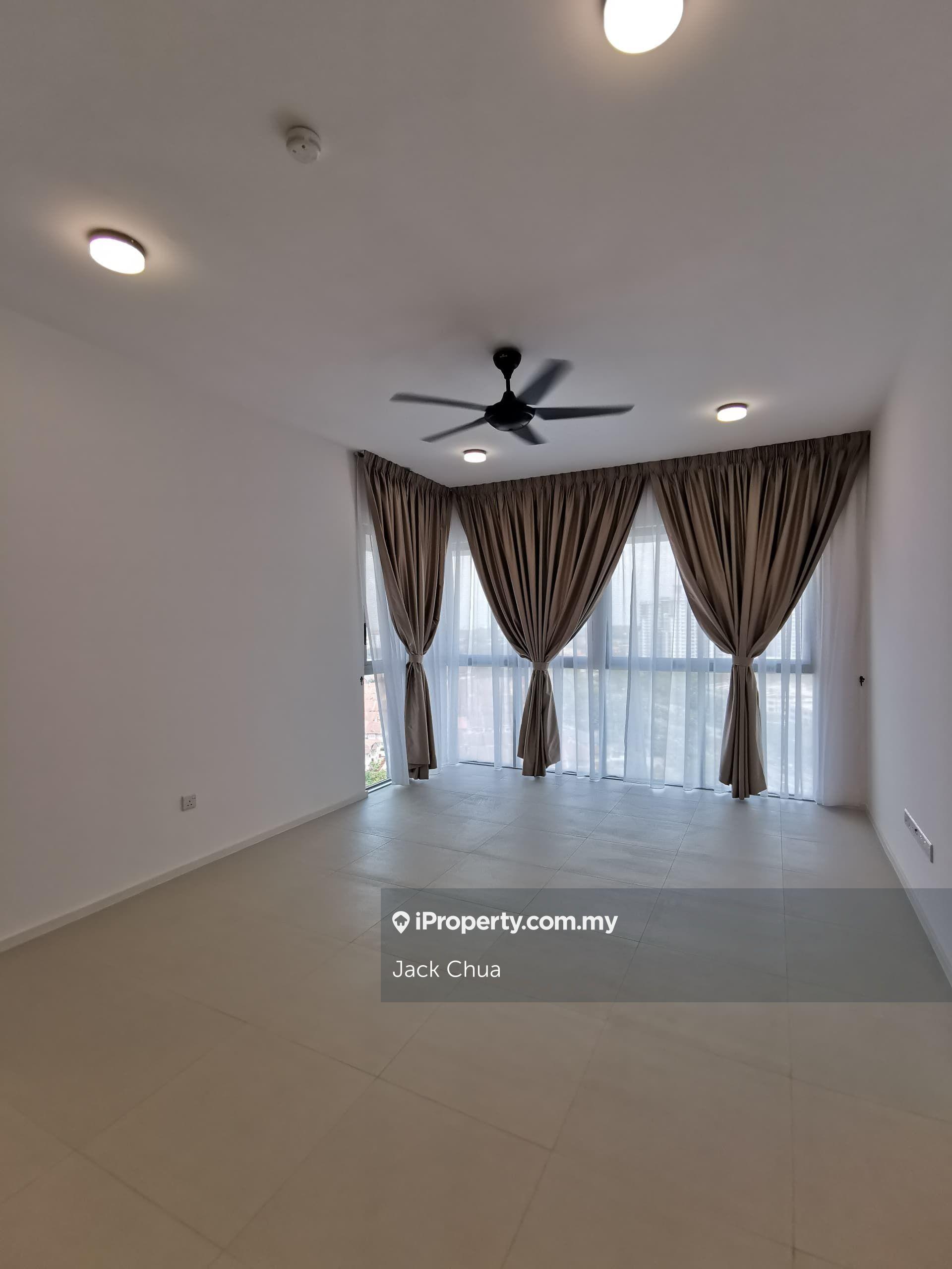 Mid Floor Cantara Residence For Sale Parking Lot in front Lift