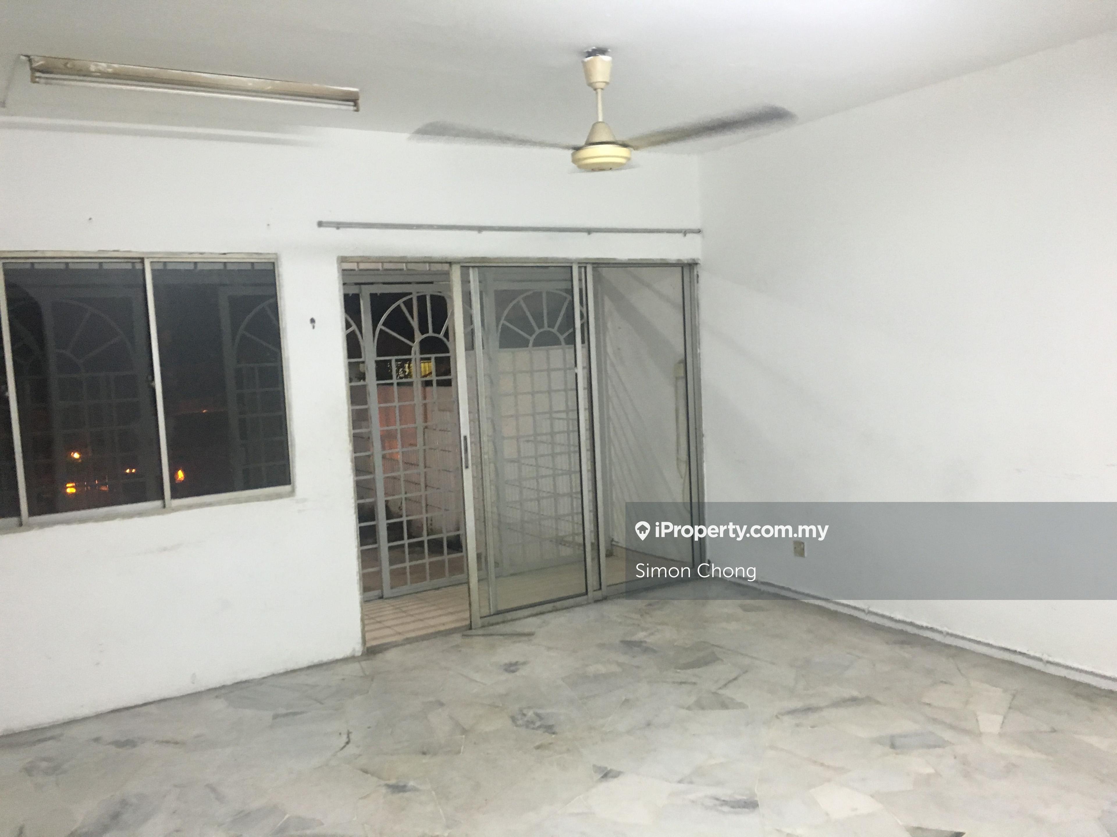 Taman Desa Semenyih 1 Storey for sale