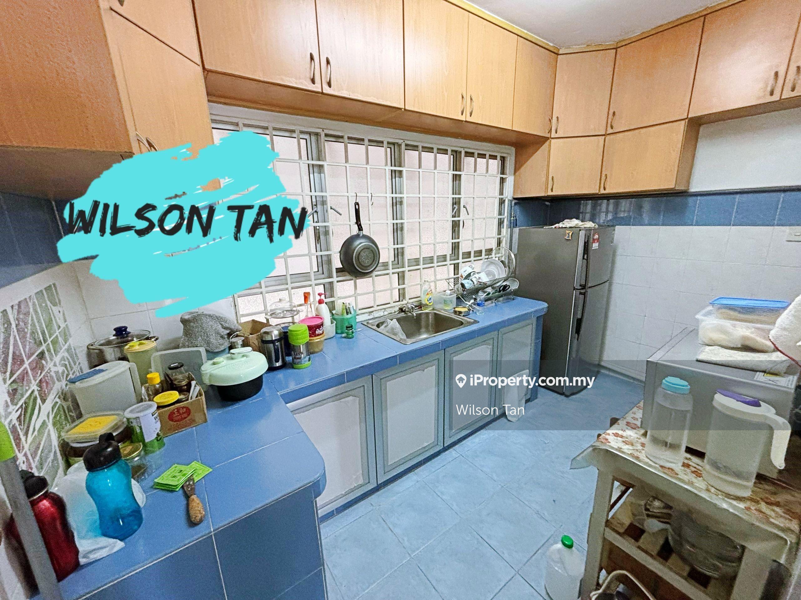 Corner Unit with Balcony