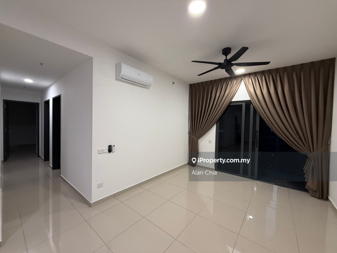 Brand new d quince 4 bedroom actual unit with partly furnish