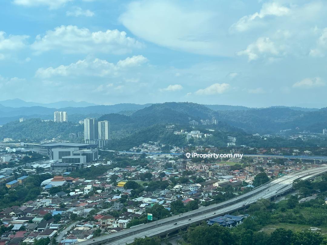 High floor unblocked mountain and pond view