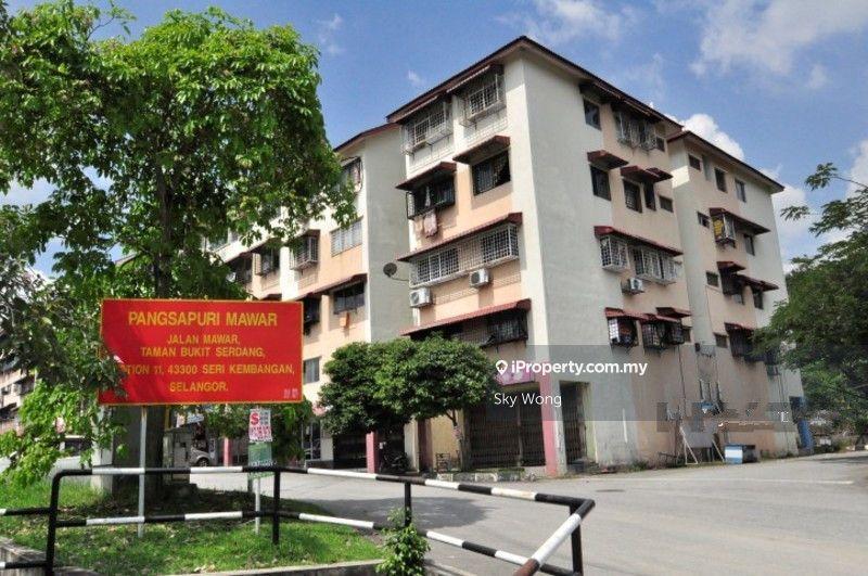 Corner lot, Pangsapuri Mawar, Bukit Serdang, Seri Kembangan