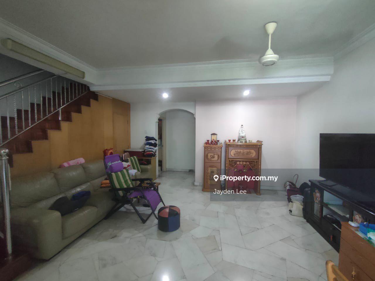 Renovation 2 Sty Taman Kinrara Seksyen 4 Puchong 20x65sf