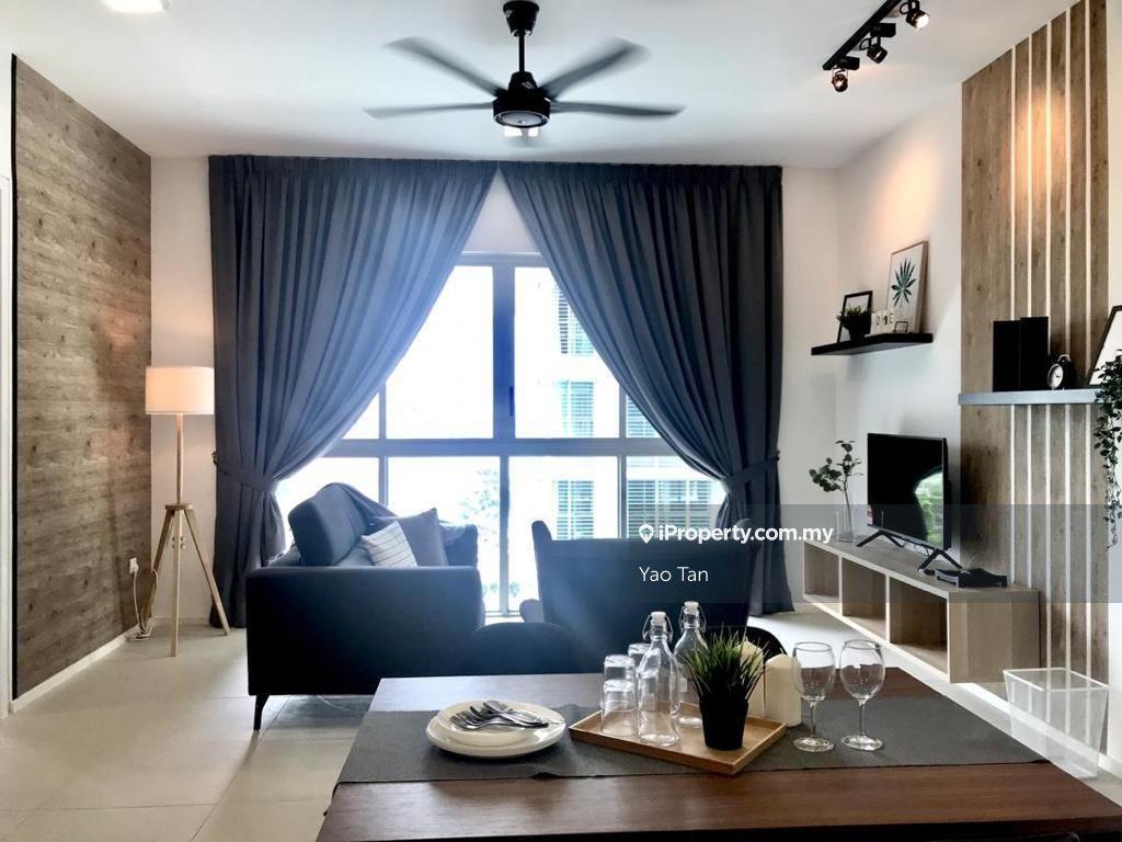 Nice renovated unit 